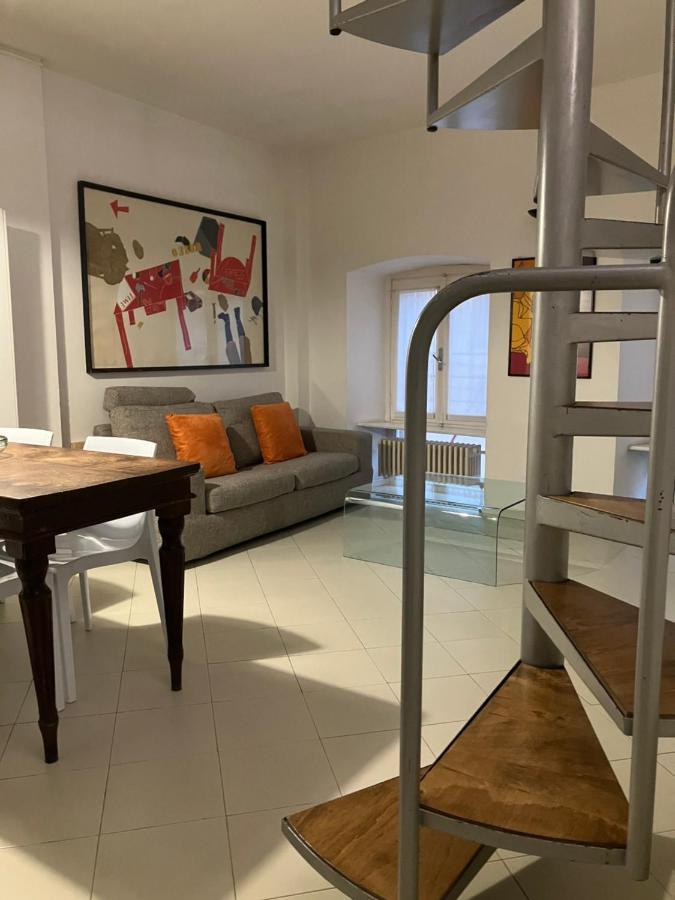 Cute And Cozy Centro Citta' Apartment แบร์กาโม ภายนอก รูปภาพ