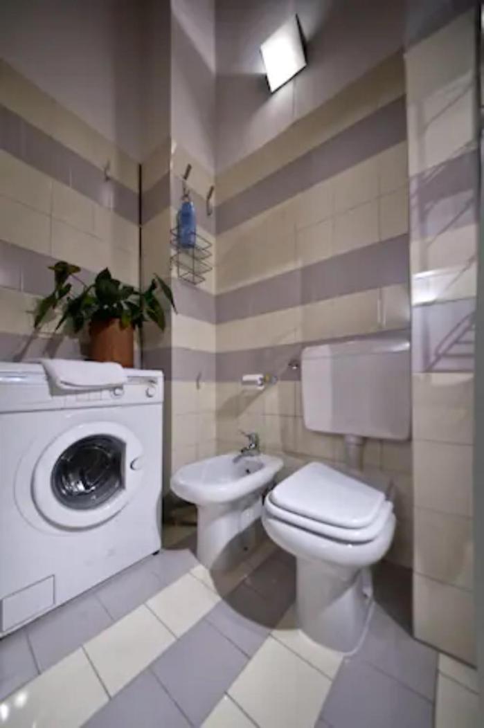 Cute And Cozy Centro Citta' Apartment แบร์กาโม ภายนอก รูปภาพ